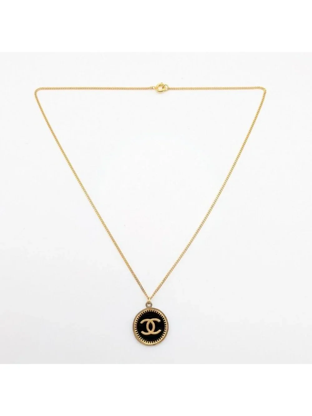 Chanel CC Logo Gold Black Pendant Round Coin Vintage 01P
